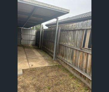 8 Phalaris Court, Delahey, Vic 3037 - Photo 1