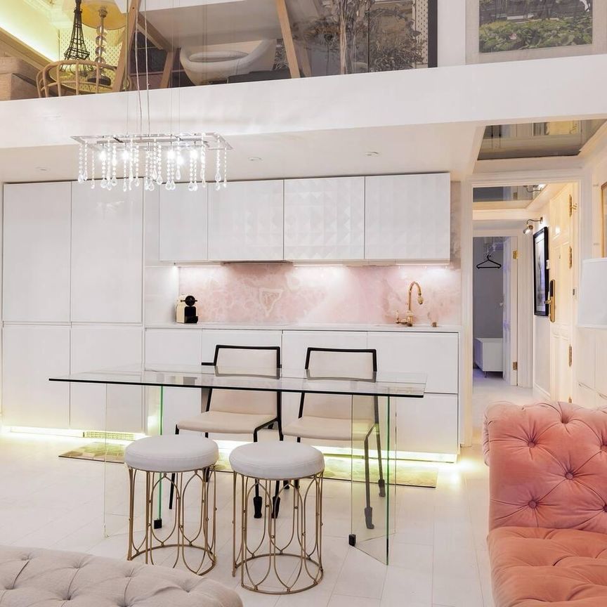 2 Bed Flat, Russell Road, W14 - Photo 1