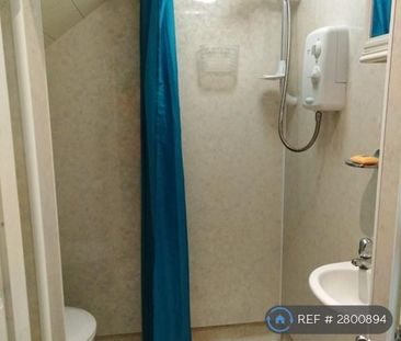 1 bedroom flat to rent - Photo 6