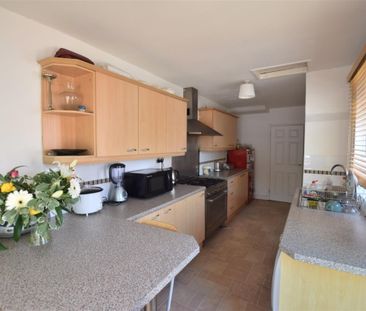3 bedroom house - terraced to rent - Photo 6