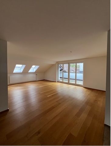 3.5 Zimmer, 117 m², 4. Stock - Foto 3