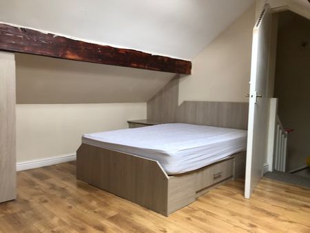 3 Derwentwater Grove, Leeds, LS6 3EN - Photo 2