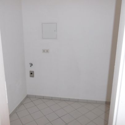 Rothenburger Str. - Große, helle 2-Zimmer- Wohnung in der Äußeren Neustadt! TG auf Wunsch, WG-geeignet - Photo 1