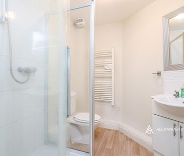 2 bedroom flat to rent - Photo 6