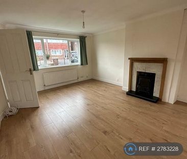 3 bedroom detached house to rent - Photo 3