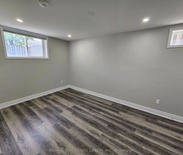 896 Morley Avenue #Lower - Photo 1