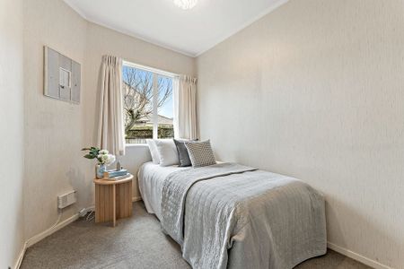 Sunny 3-Bed Ellerslie Standalone Beauty - Photo 3