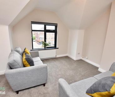 Apt 4, 244 Upper Newtownards Road, Belfast, BT4 3EU - Photo 1