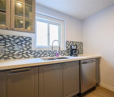 For Lease - 103 Macaulay Street Unit# Upper Floor, Hamilton, Ontario - Photo 5