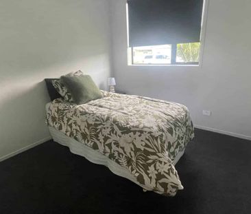 10 Trevally Place, Snells Beach - Photo 1