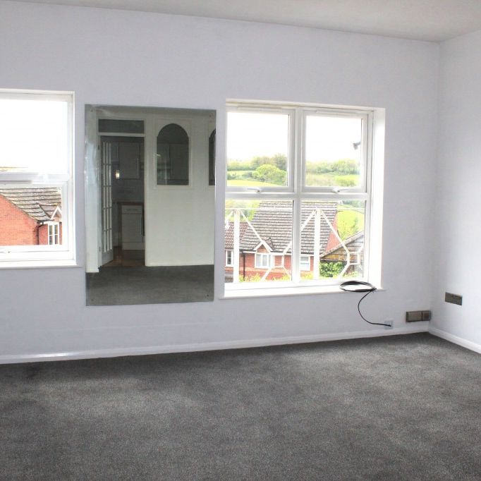 3 bed Terraced - To Let - Photo 1