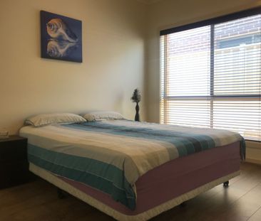 Spacious 4 Bedroom Family Home - Photo 5