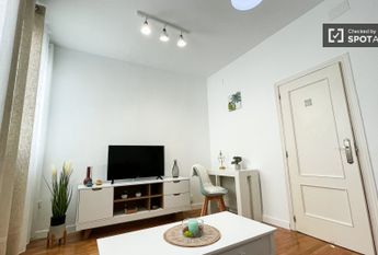 madrid, Community of Madrid 28015