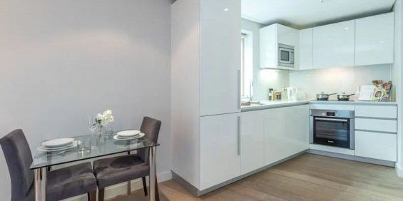 1 bedroom flat in London - Photo 3