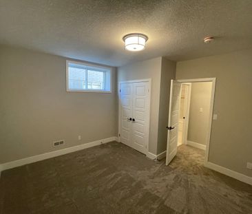 For Lease - 27 Hollybrook Trail Unit# Lower, Kitchener, Ontario - Photo 2