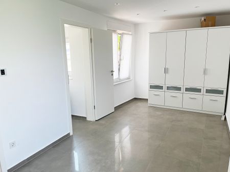 Exklusiver Wohnkomfort: geräumige 1-Zimmer-Wohnung mit Wohnküche und SmartHome-Steuerung - Photo 5