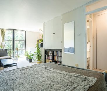 Studio Flat, Wellesley Road, W4 - Photo 2