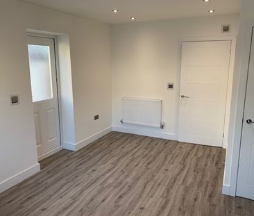 Singleton Road, Splott - Photo 2