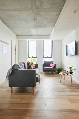 5 Bedroom Shared Bathroom, King Single Bed - Photo 1