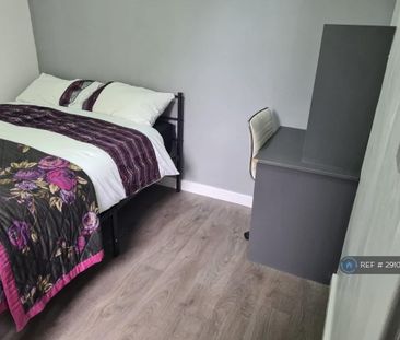 1 bedroom in a house share to rent - Photo 5