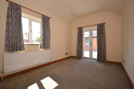 Berkeley Road South, Earlsdon, Coventry, CV5 6EE - Photo 2