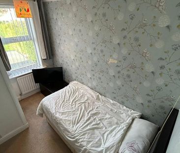 3 bedroom terraced house to rent - Photo 4
