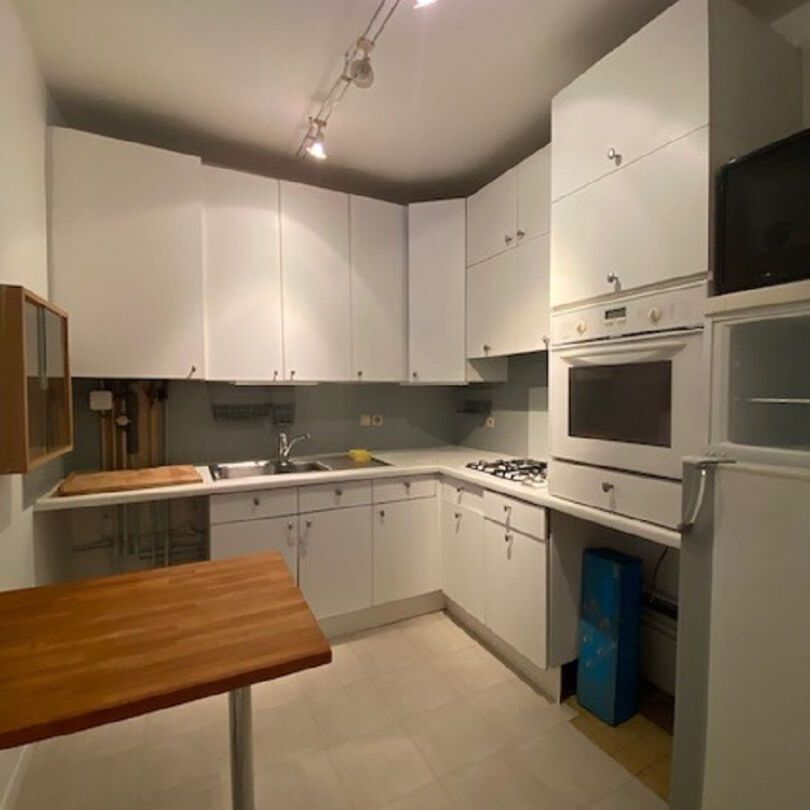 Location appartement 3 pièces, 64.81m², Versailles - Photo 1