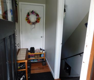 For Lease - 232 Angeline Street Unit# Lower, Kawartha Lakes, Ontario - Photo 3