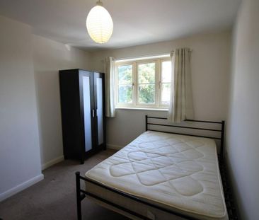 5 bedroom terraced house to rent - Photo 5