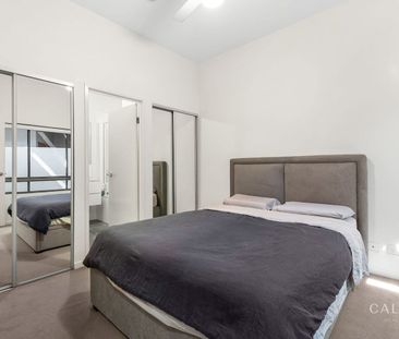 Top Floor Apartment in Prime Kelvin Grove Location ** Furnished ** - Photo 6