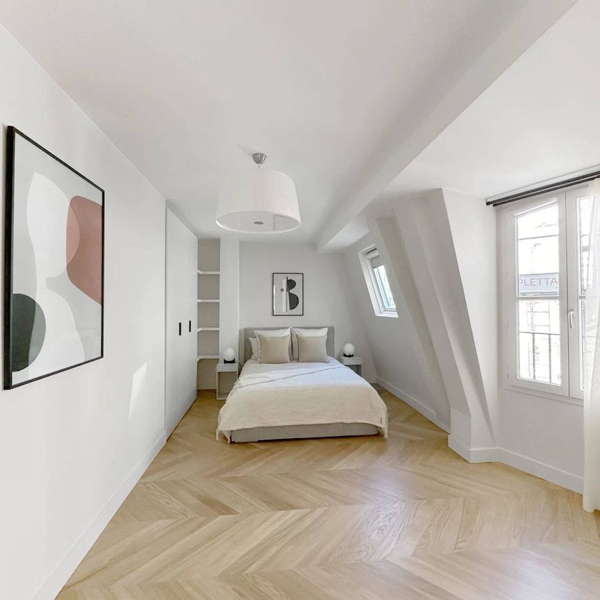 PARIS 8th District - EXCEPTIONAL FURNISHED 6 ROOMS APARTMENT - 2300 sq/ft - MADELEINE CHURCH - Photo 1