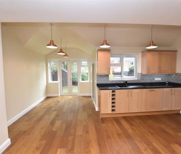 Pirie Avenue, Worcester - Photo 1