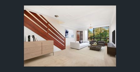 Immaculate 2 Bedroom Town House - Photo 3