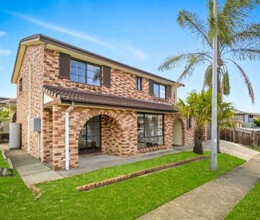 Renovated Four Bedroom Double Storey Home In A Prime Location! - Photo 6
