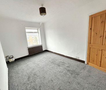 2 bed upper flat to rent in NE63 - Photo 3