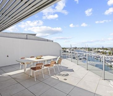 Penthouse Retreat - Photo 3