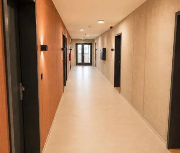 Pronájem moderního bytu 1+kk s balkonem | 38 m - Photo 2