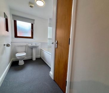 12f Heath Lodge Square, Belfast, BT13 3WG - Photo 4