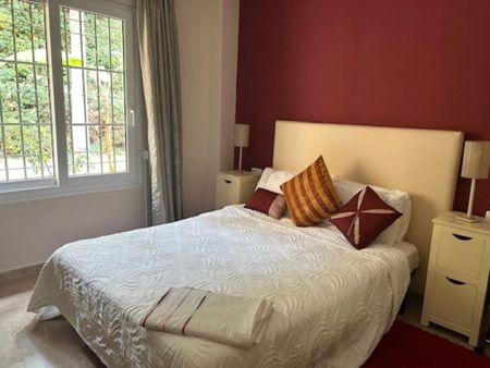 3 room luxury Apartment for rent in Marbella, Spain - Photo 2