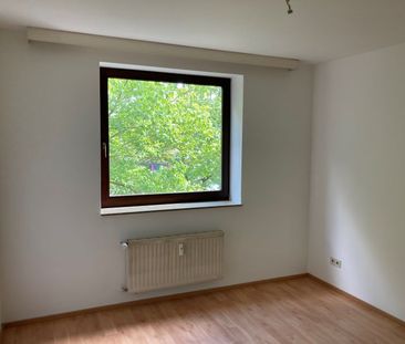 Schöne 2-Zimmer-Wohnung mit Balkon in der Moerser Innenstadt zu ver... - Photo 2