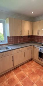 Eastland Place, Neath, SA11 - Photo 3