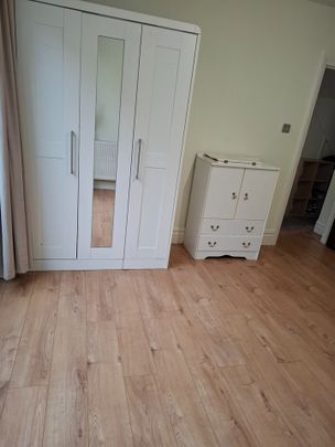 Room in a Shared House, Seymour Road, LU1 - Photo 1