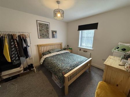 35 Mountpleasant Drive, Newtownards, BT23 4WL - Photo 2