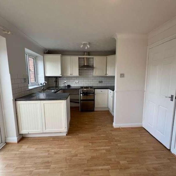 Old Oaks, Waltham Abbey, EN9 - Photo 1