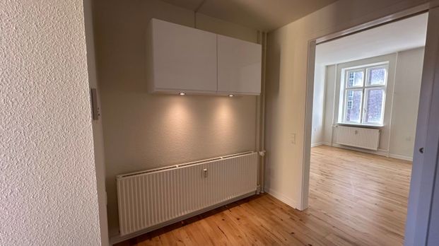 1 værelses – Klaregade 38, 2. sal. lejl. 48 – Odense C - Photo 1