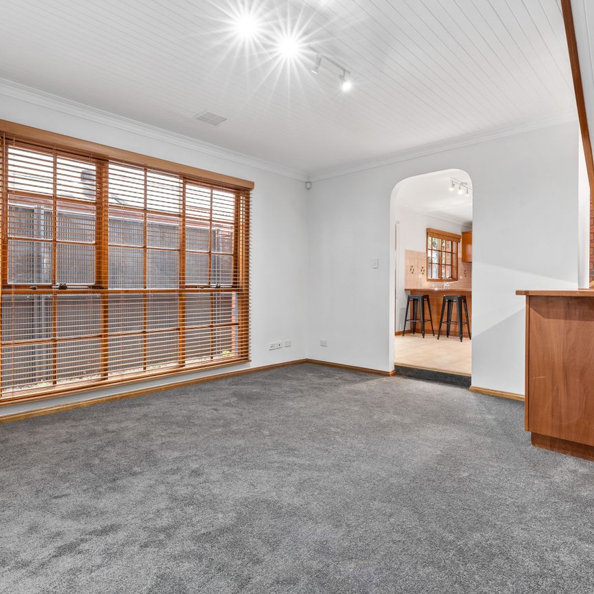 53 Alfred Street, Port Melbourne VIC 3207 - House For Rent | Domain - Photo 1