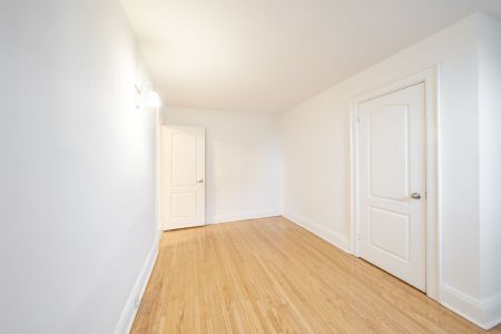 For Lease - 2 Kingston Road Unit# 9, Toronto, Ontario - Photo 3