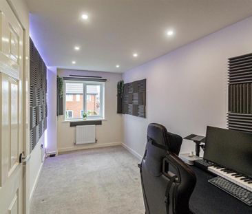 2 bedroom semi-detached house to rent - Photo 2