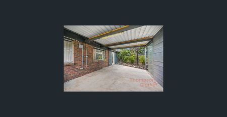 Stylish Family Living in the Heart of Gillieston Heights! - Photo 5