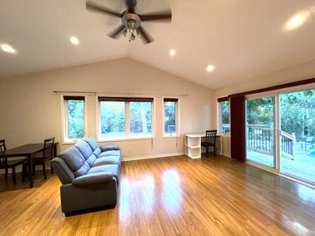 For Lease - 1339 Pinegrove Road Unit# 2, Oakville, Ontario - Photo 5